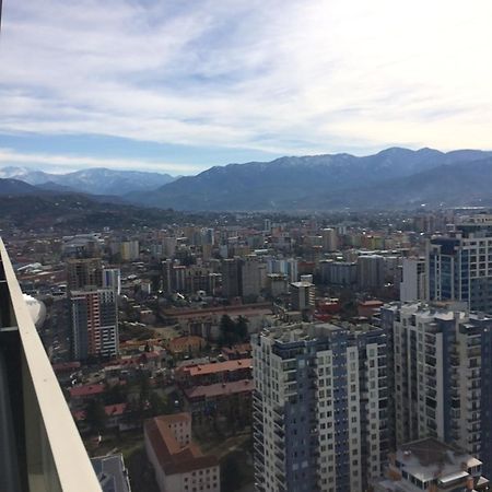 Orbi Сity Sunny Apartments High Floor Batumi Kültér fotó