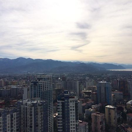 Orbi Сity Sunny Apartments High Floor Batumi Kültér fotó