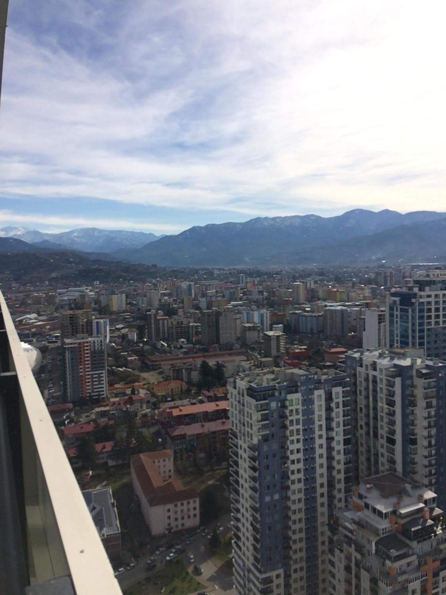 Orbi Сity Sunny Apartments High Floor Batumi Kültér fotó