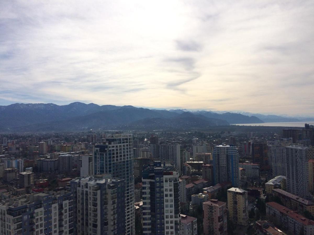 Orbi Сity Sunny Apartments High Floor Batumi Kültér fotó