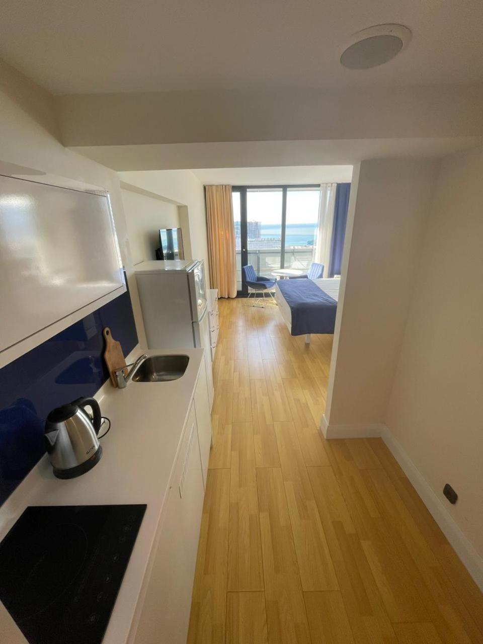 Orbi Сity Sunny Apartments High Floor Batumi Kültér fotó